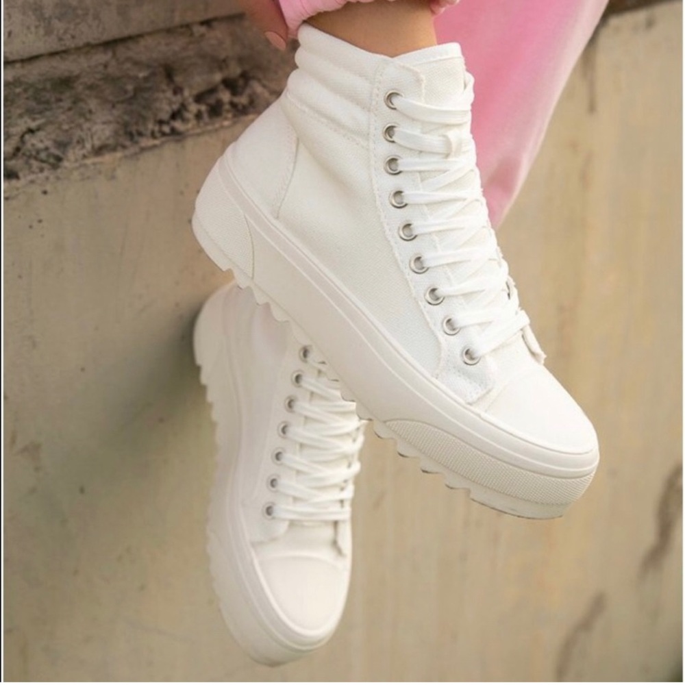 White High-Top Women's Sneakers